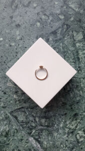 Verlovingsring Contour witgoud met Briljant 5mm 0.5ct